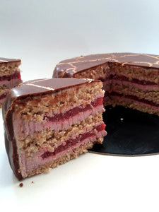 Gâteau cru vegan chocolat- gelée de fraises