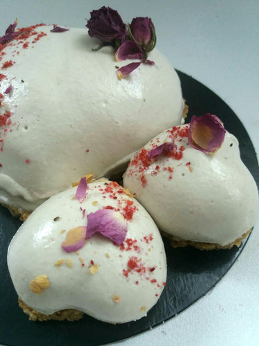Vegan, cru, sans sucre raffiné, savoureux et gourmand; Mademoiselle Truffe