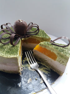 Gourmandise insert mangue dans un gateau cru vegan|Mademoiselle Truffe
