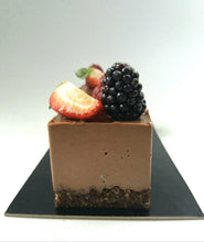 Charger l&#39;image dans la galerie, CUBE CHOCOLAT - FRUITS ROUGES (100g)
