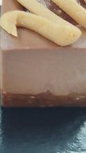 Charger et lire la vidéo dans la visionneuse de la Galerie, CUBE CHOCOLAT- BEURRE DE CACAHUETE (100g)
